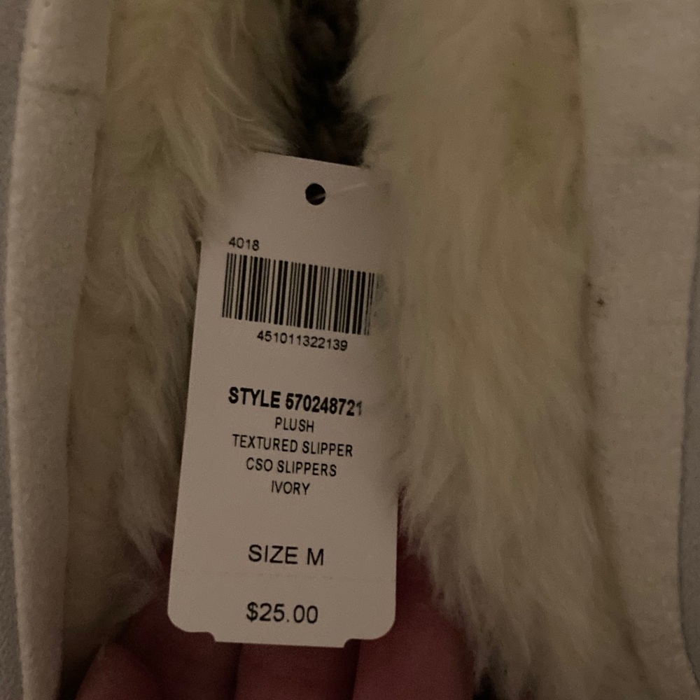 Soma NEW Cozy White Pom-Pom Slippers - Picture 4 of 5
